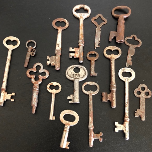 Other - Skeleton keys 16, vintage/antique